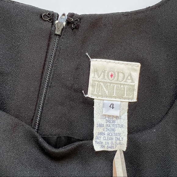 ♦️SOLD♦️ vintage 1990’s little black dress Moda Int’l Size 4 short evening dress - Picture 3 of 13